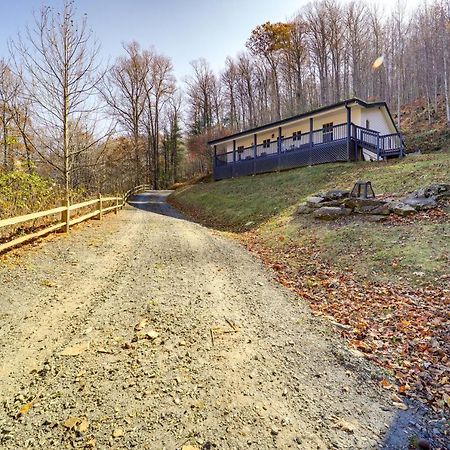 Pet-Friendly Spruce Pine Cabin With Private Fire Pit Luaran gambar
